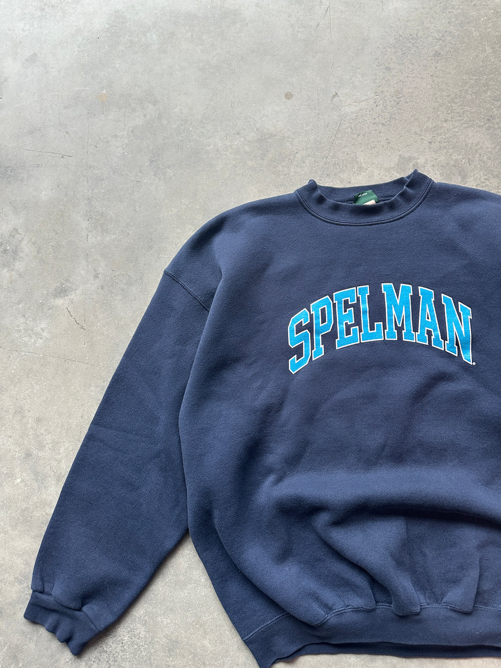 90’s Spelman College Rare Navy Arch Spellout Vintage HBCU Sweatshirt (XL)
