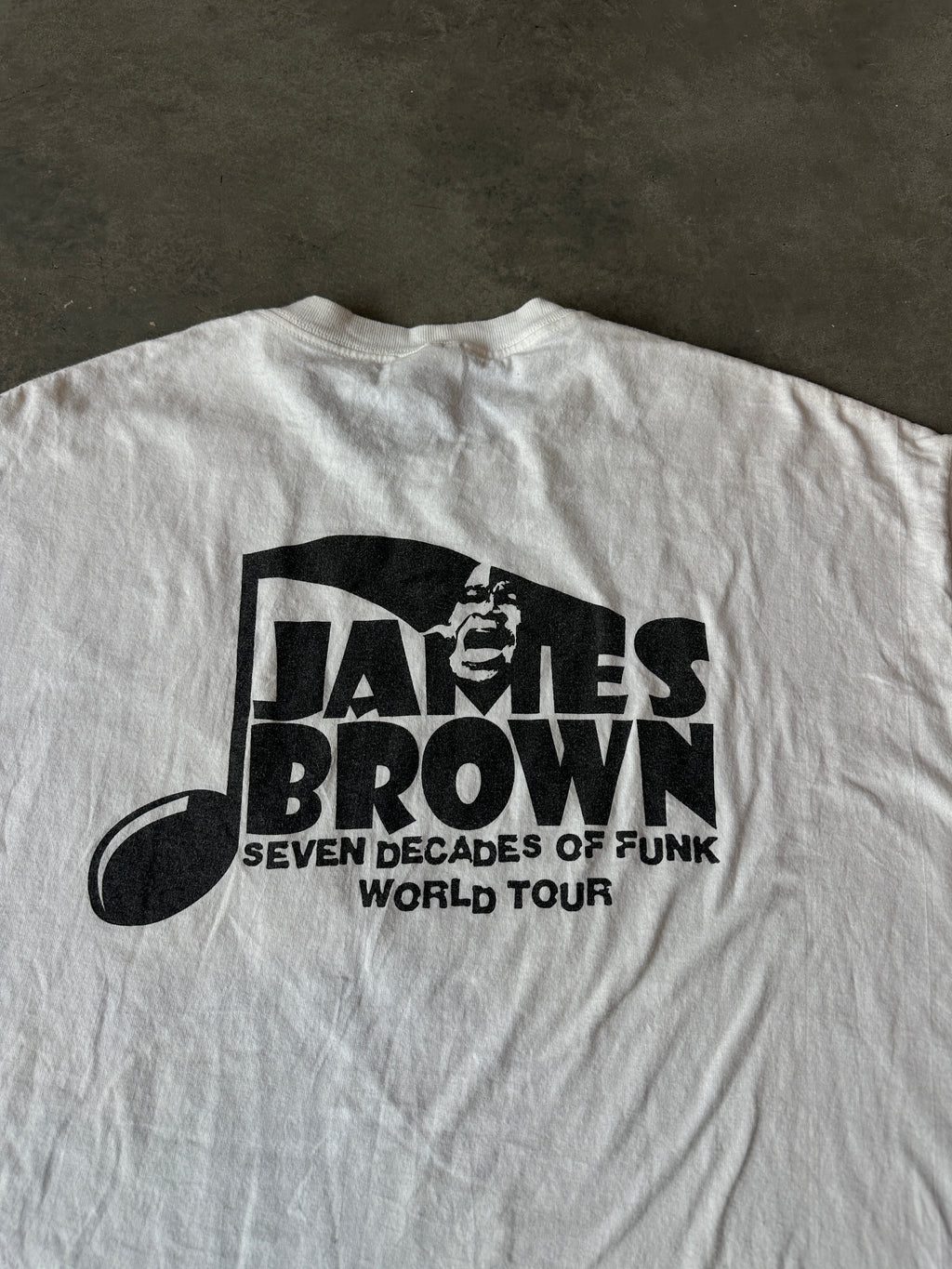 00's James Brown Seven Decades of Funk World Tour Vintage Music Tee (XL)