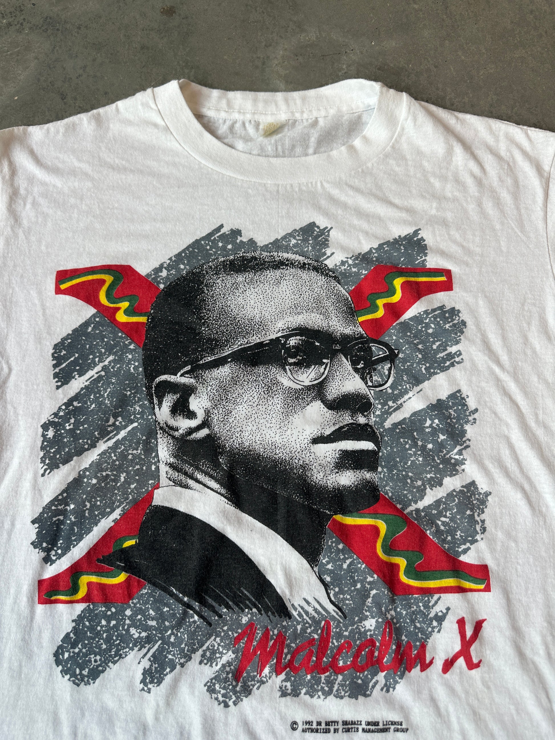 1993 Malcolm X Signature Portrait Lightweight Vintage Black History Tee (Medium)