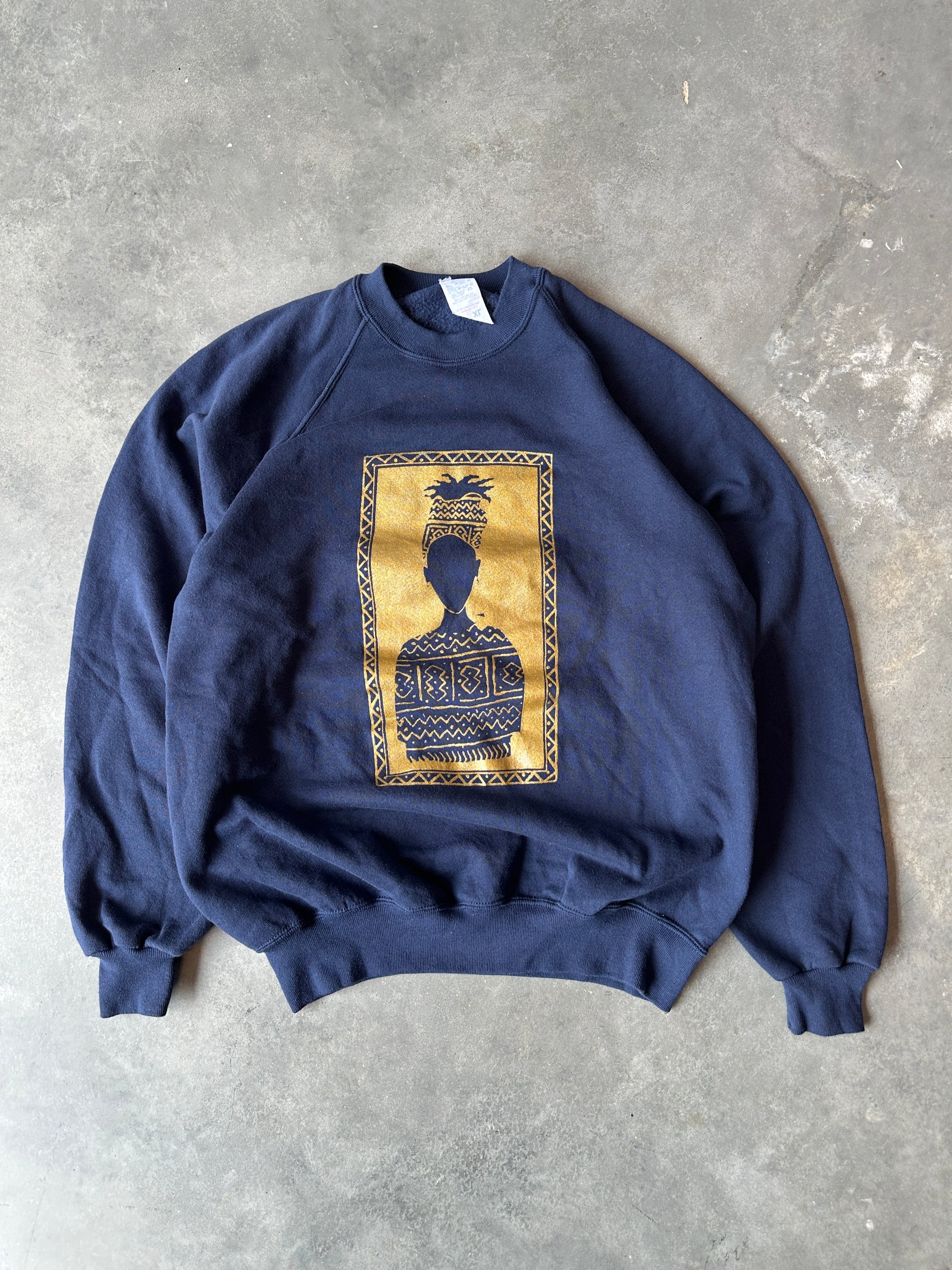 90’s African Women Silhouette Shadow Portrait Vintage Navy Crewneck Sweatshirt (XL)