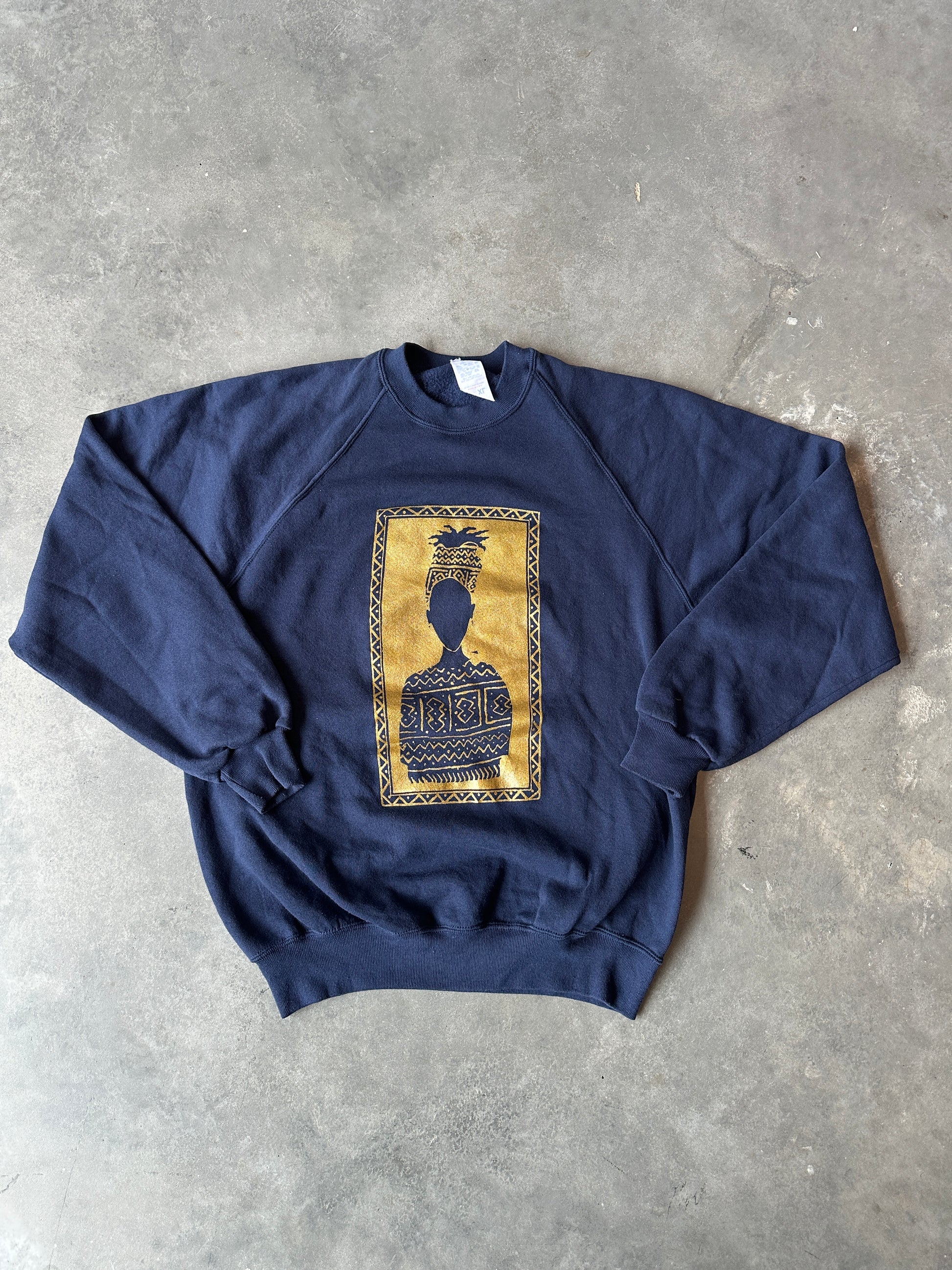 90’s African Women Silhouette Shadow Portrait Vintage Navy Crewneck Sweatshirt (XL)