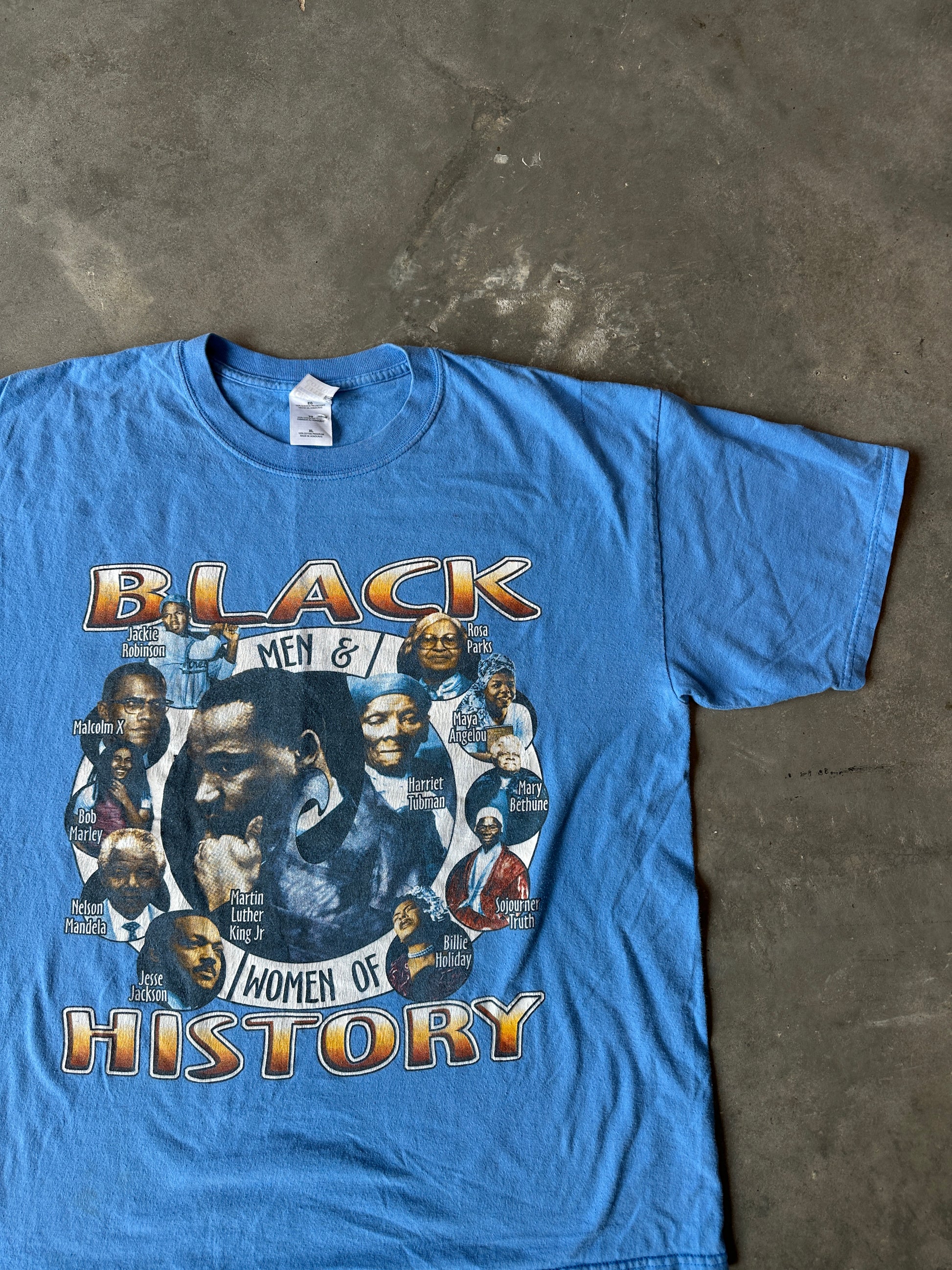 90’s Men & Women of Black History “Let Freedom Ring” ft. MLK Jackie Robinson Rosa Park Harriett Tubman & More Faded Blue Vintage Tee (XL)