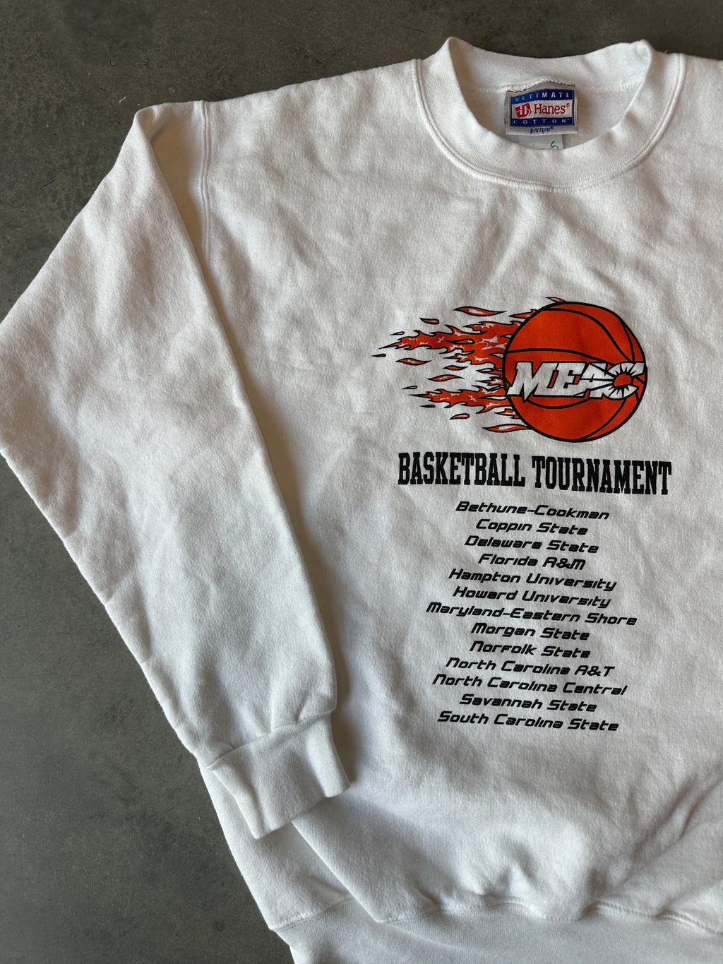 90's MEAC Conference HBCU Basketball Tournament Vintage Crewneck Sweatshirt (Small)