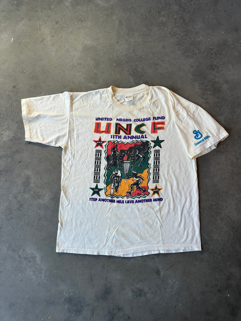 90’s United Negro College Fund UNCF “Step Another Mile Save Another Mind” HBCU Sponsored Charity Vintage Tee (XL)