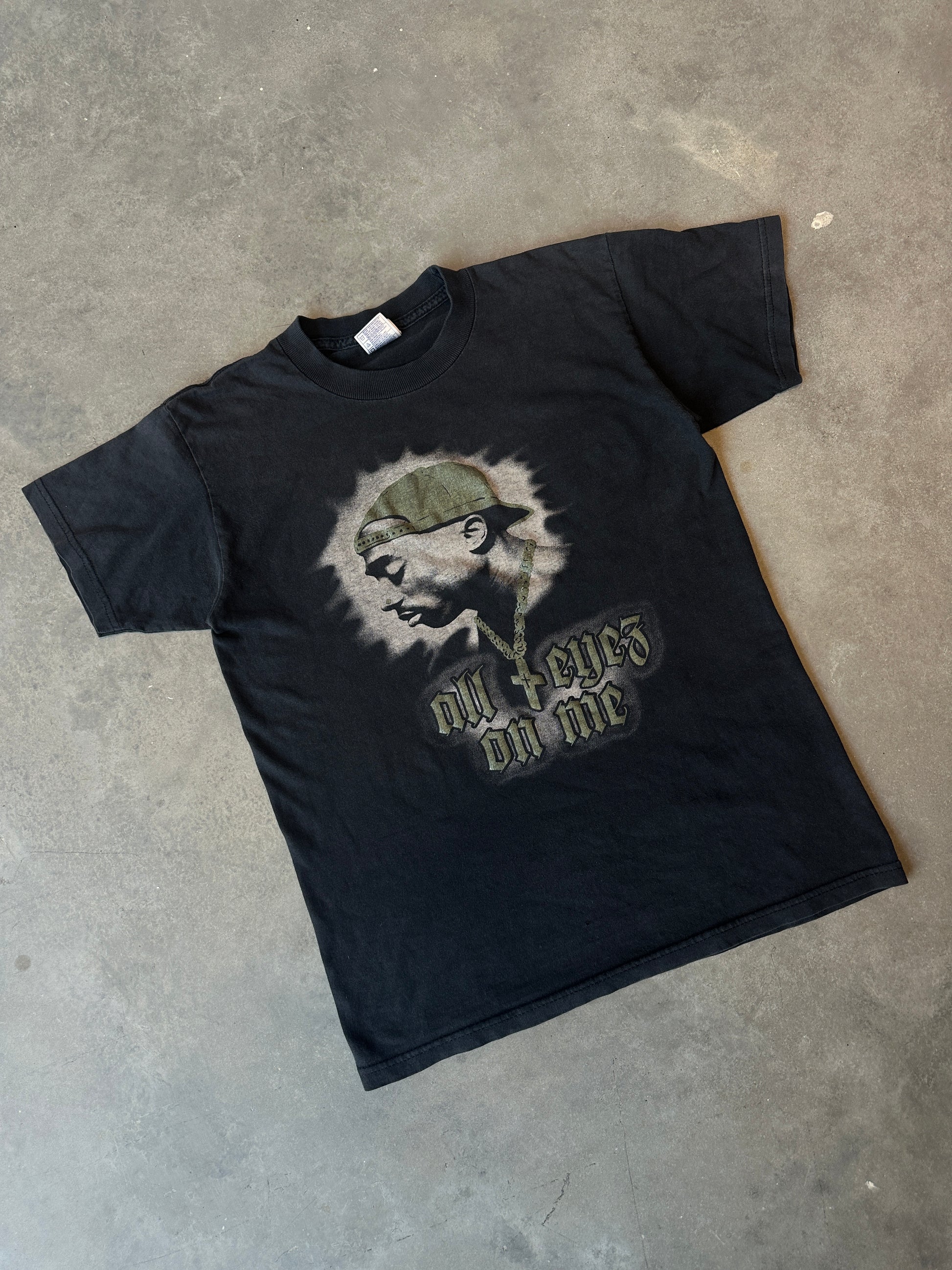 00’s Tupac Shakur All Eyez On Me Side Profile Vintage Music Tee (Medium)