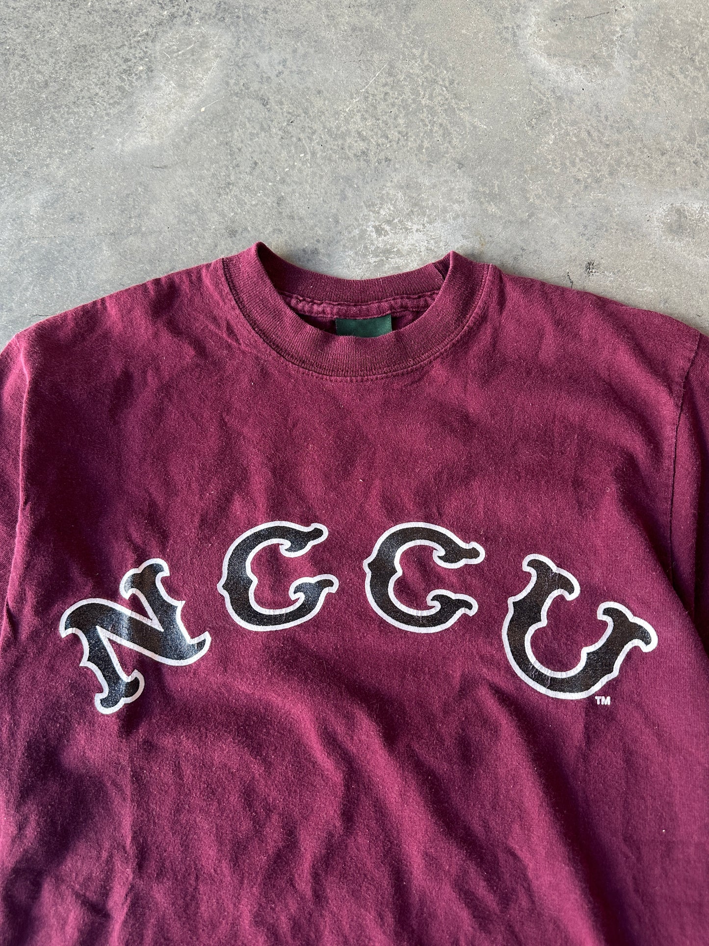 00's North Carolina Central NCCU Eagles HBCU Logo Vintage Tee (Slim Medium)