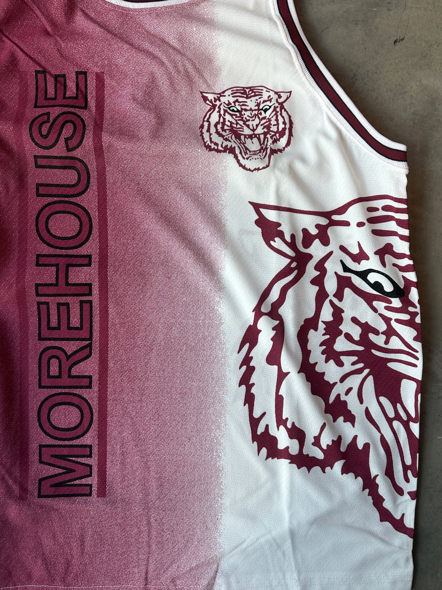 90's Morehouse College Maroon Tigers Realistic Tiger Vintage HBCU Basketball Jersey (Brand New-XXL)