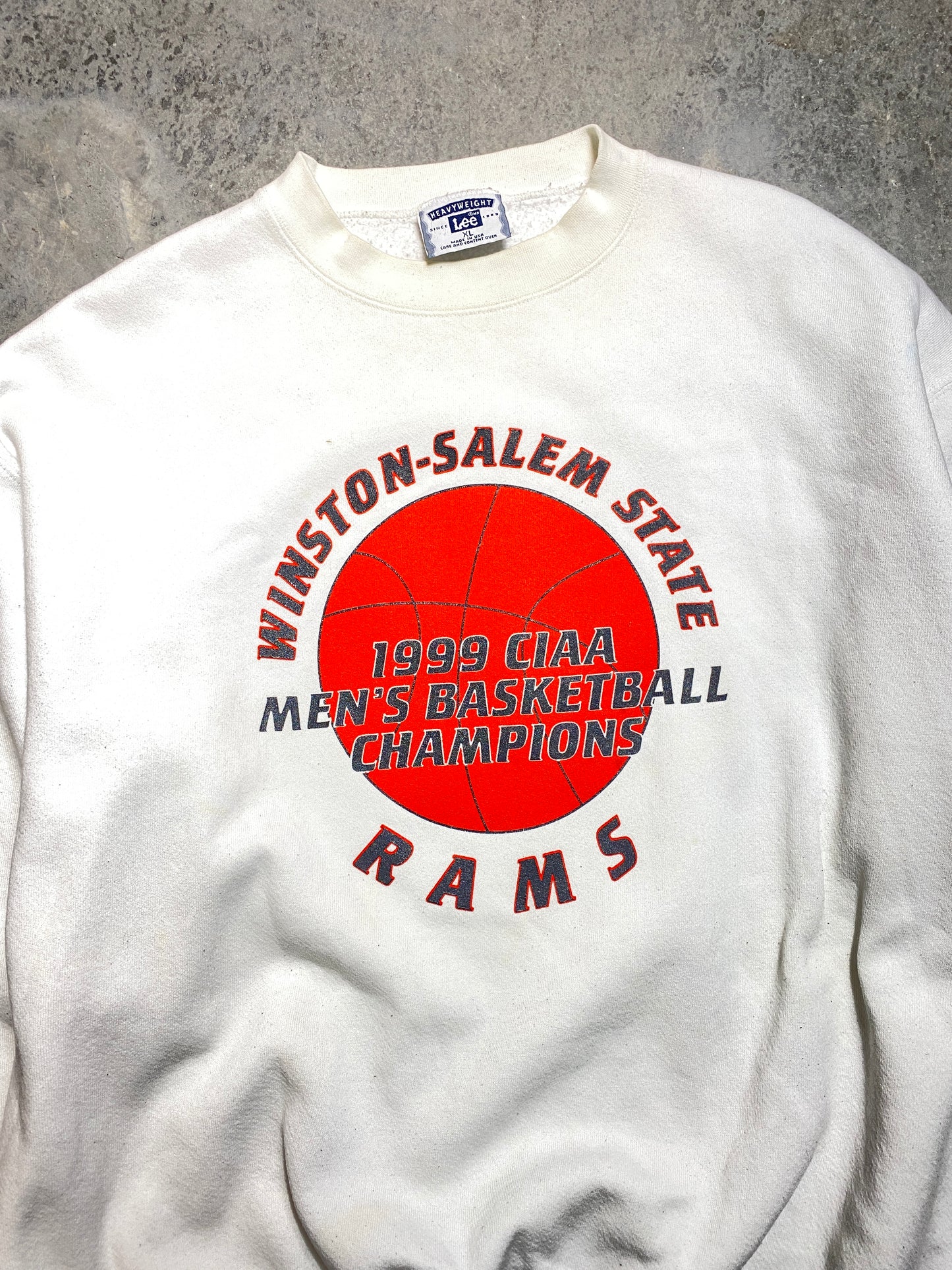 1999 WSSU Winston-Salem State Rams CIAA Basketball Champions Vintage HBCU Heavyweight Crewneck Sweatshirt (XL)